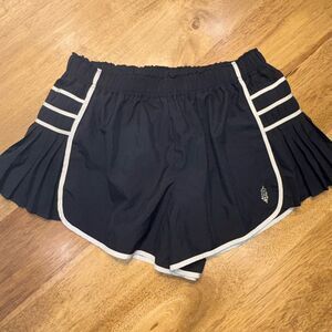 FP Free People Movement Easy Tiger Shorts. Size S Black white Trim EUC